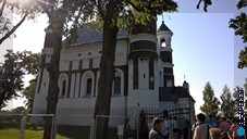 В Гродненской области мы заехали к церкви Рождества Богородицы в Мурованке. Это любопытное сооружения сочетало в себе функции храма и крепости. Автобусный тур в Беларусь