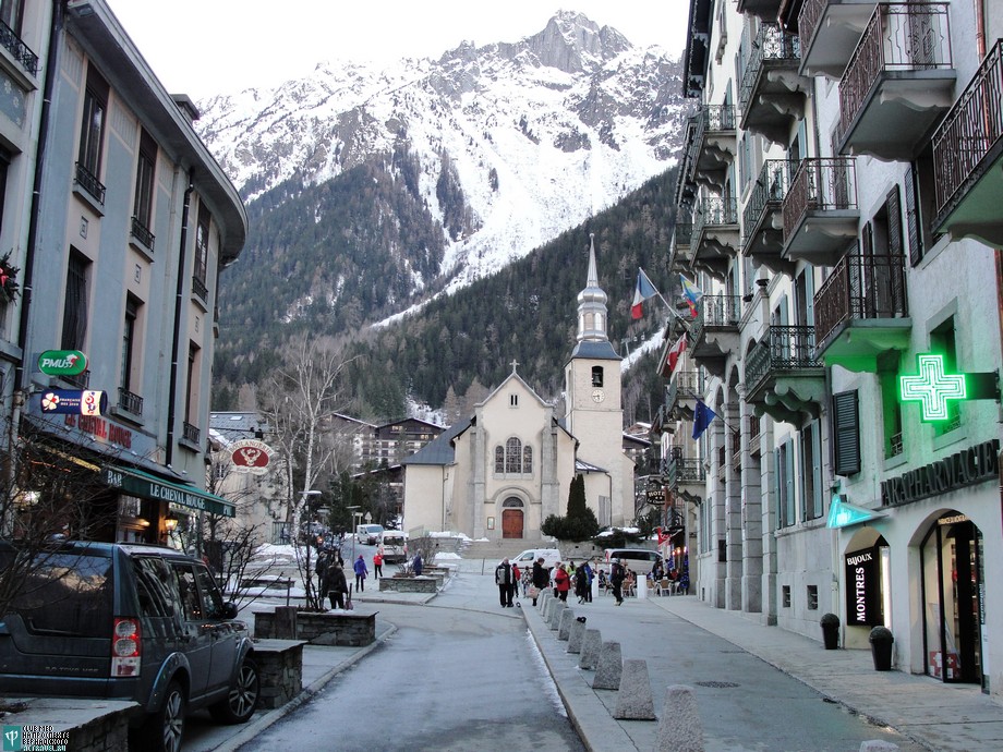            .   Chamonix Mont-Blanc
