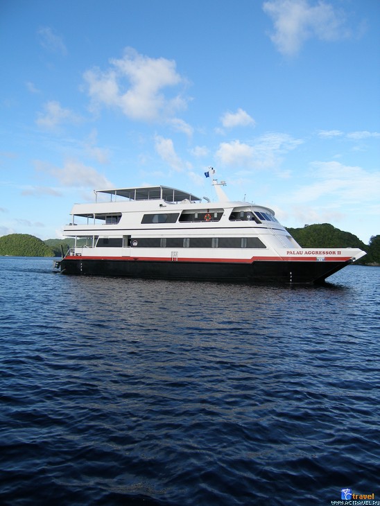 Дайв-сафари в Палау, яхта Palau Aggressor II