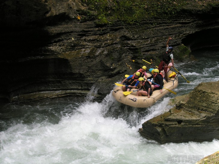 .  The Pearl South Pacific, .