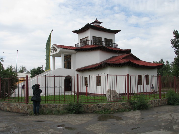 Буддистский храм-монастырь (хурэ) Цеченлинг в Кызыле.