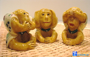 Три обезьяны. Имитация слоновой кости