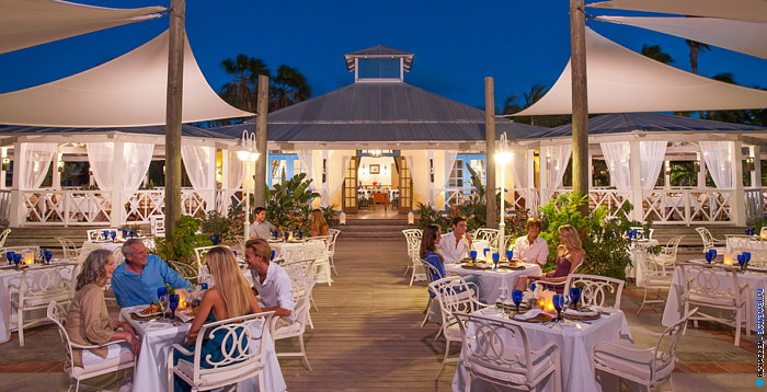 Ресторан Schooners отеля Beaches Turks & Caicos