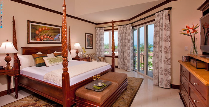 Номер Italian Penthouse Oceanview Concierge Family Suite with Kids Room отеля Beaches Turks & Caicos