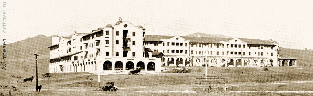 Почти достроенное здание отеля The Beverly Hills, 1912 г.