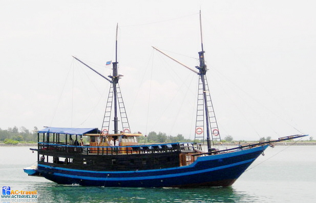 Дайверское сафарийное судно Blue Dragon