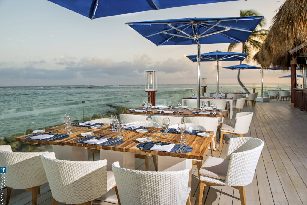 Ресторан в городке Club Med Punta Cana, Доминикана