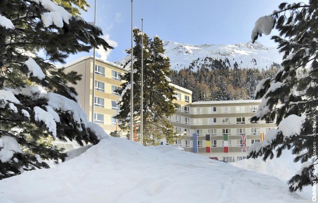 Внешний вид здания Club Med Saint-Moritz Roi Soleil
