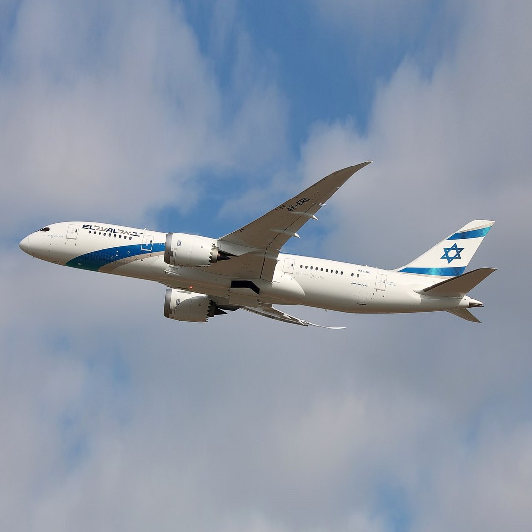 Самолет Boeing 787 израильской авиакомпании Эль-Аль