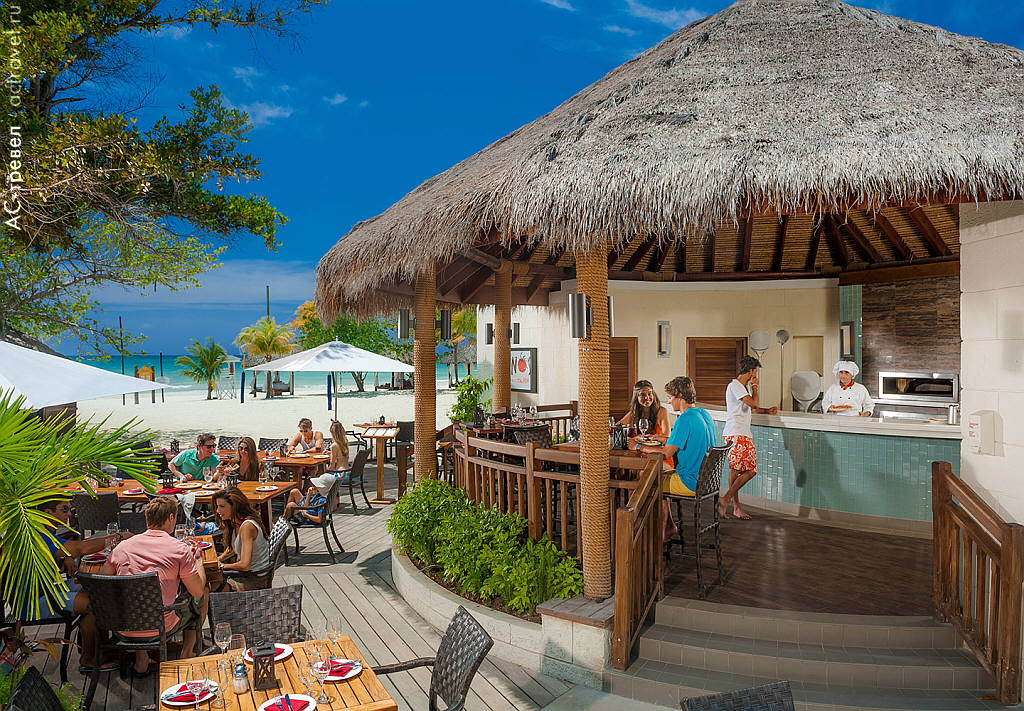 Пиццерия в отеле Beaches Negril