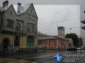 Пешая экскурсия по городу Сортавала выпала на дождливое утро. Сортавала — небольшой городок, архитектура которого несет заметный след финского прошлого. Северный модерн на каждом шагу. Путешествие по Карелии.