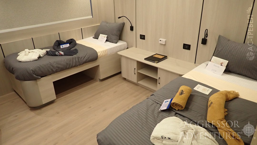  Deluxe  Red Sea Aggressor V