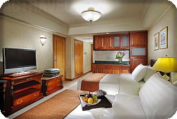 ����� (Family Room) � ����� Royal Plaza, �������