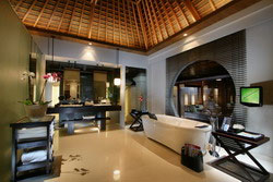 Royal Santrian, ����, ���������