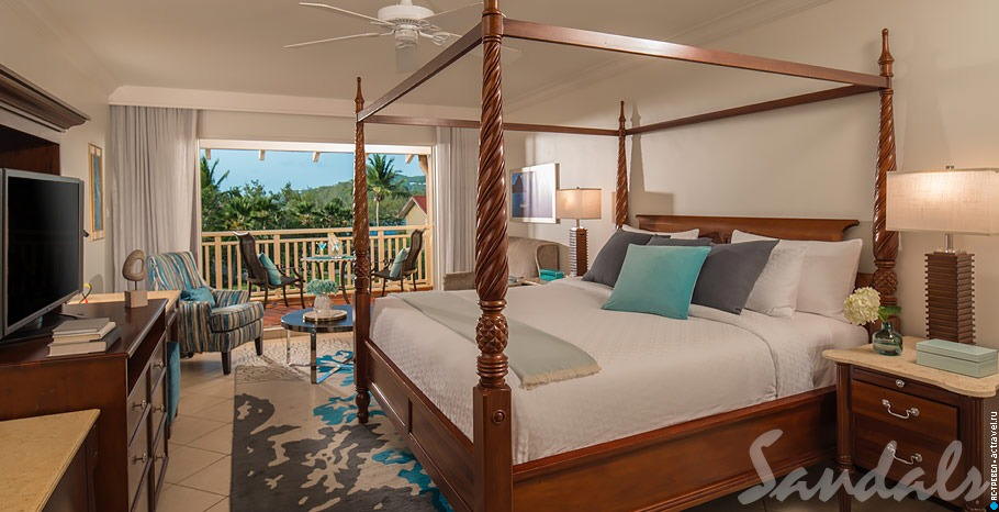  Lover's Lagoon Honeymoon Premium Room   Sandals Grande St. Lucian