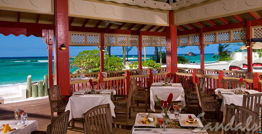 Ресторан Schooners отеля Sandals Royal Bahamian