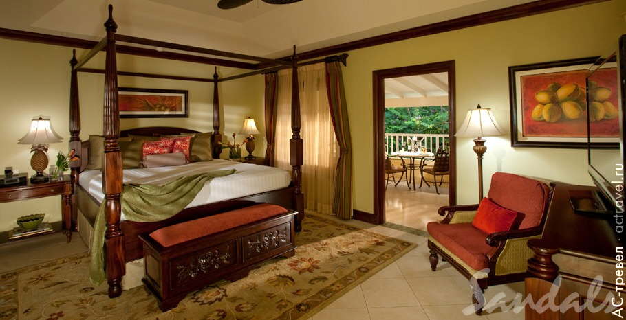  Crystal Lagoon Honeymoon Oceanview Butler Suite   Sandals Royal Caribbean