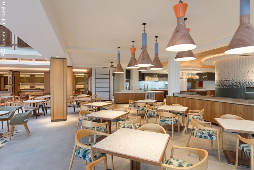 Ресторан в отеле Sheraton Fiji